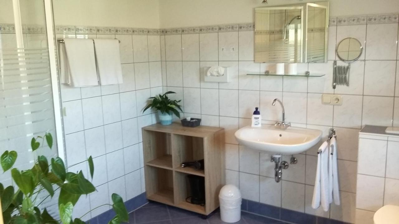 Gaestehaus Attenhauser Унтерамергау Екстериор снимка